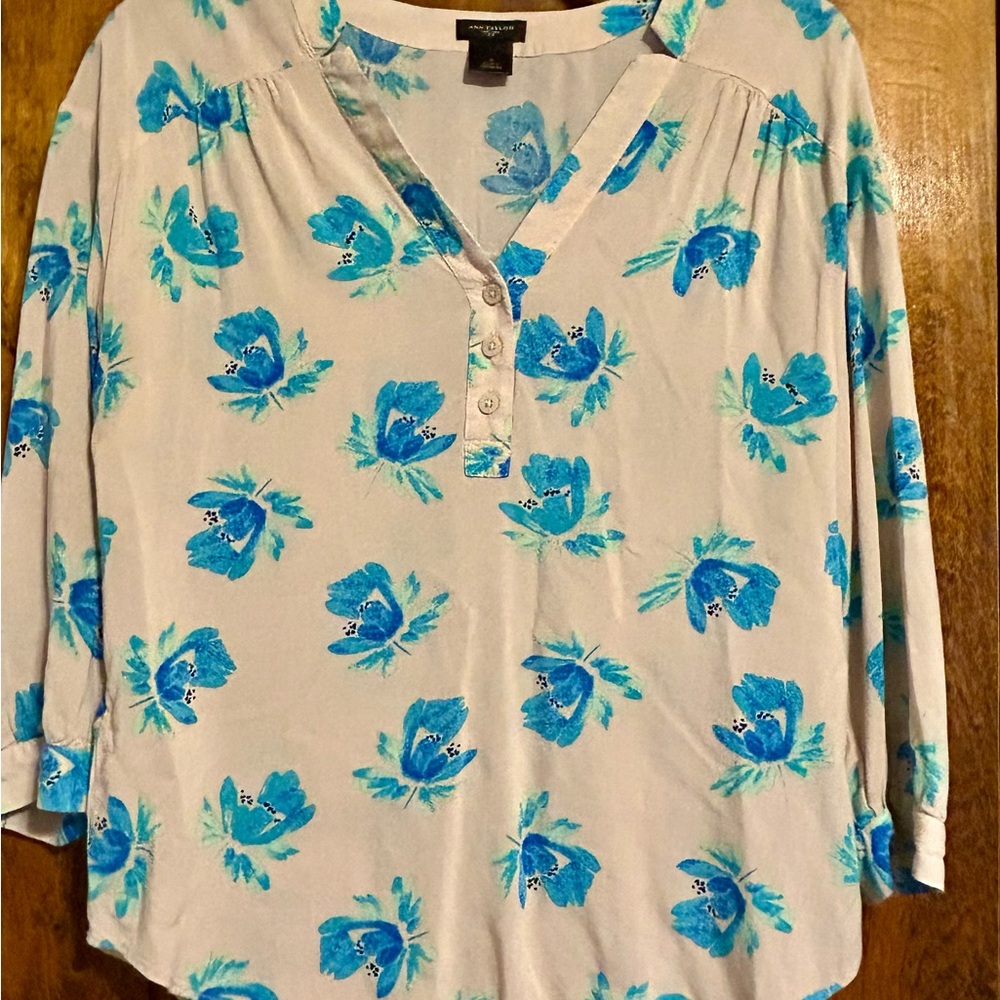 Ann Taylor White Tunic with Blue Floral Print